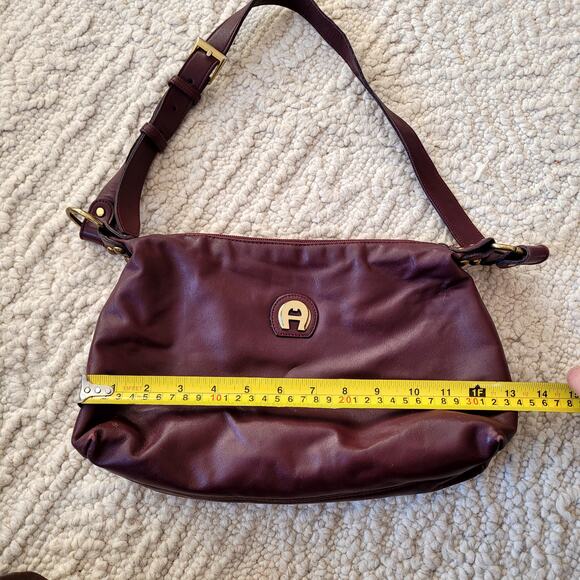 Etienne Agner Burgundy Leather Crossbody Purse - Picture 10 of 10